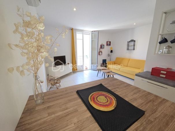 A louer APPARTEMENT T2 45 M2 BORD DE MER SETE
