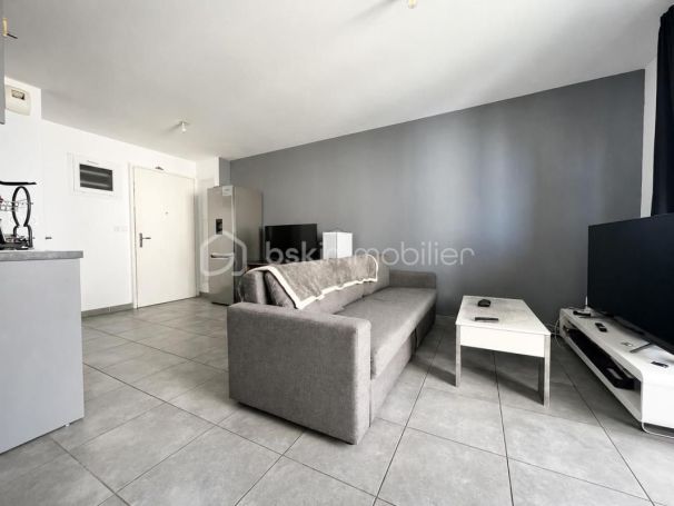 A louer APPARTEMENT T2 37 M2 TERRASSE BORD DE MER VALRAS PLAGE