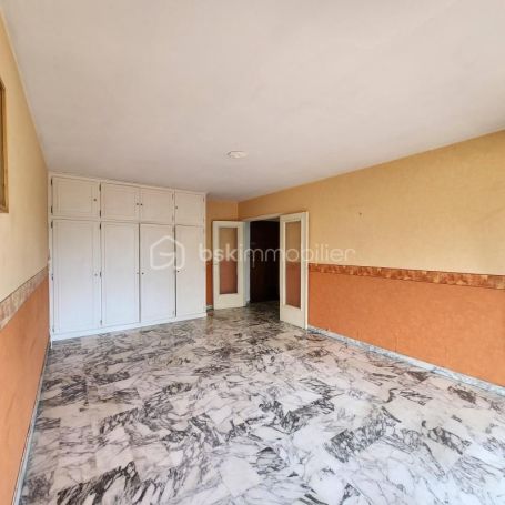 A louer APPARTEMENT T2 51 M2 TERRASSE BORD DE MER NICE