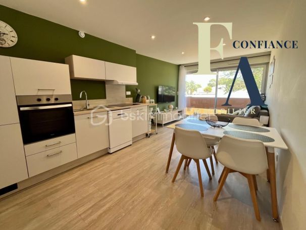 A louer APPARTEMENT T2 40 M2 BORD DE MER BALARUC LES BAINS