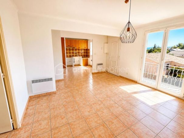 A louer APPARTEMENT T3 54 M2 BORD DE MER CHATEAUNEUF LES MARTIGUES