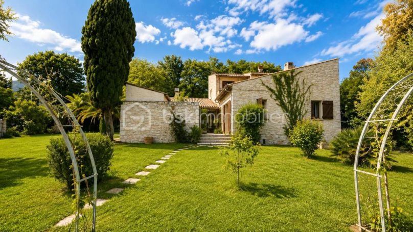 A louer MAISON  6 PIECES 253 M2  VENCE