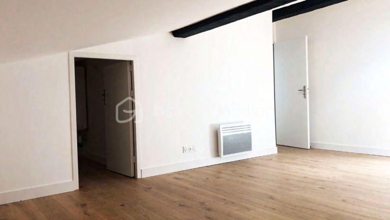 A louer APPARTEMENT T3 55 M2  BORDEAUX