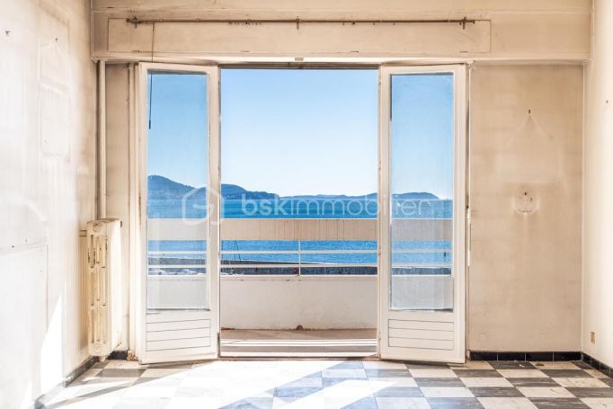 A louer APPARTEMENT T4 75 M2 TERRASSE VUE MER TOULON