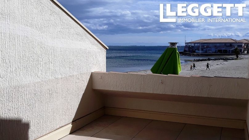 A louer APPARTEMENT T3 65 M2 TERRASSE BORD DE MER MEZE
