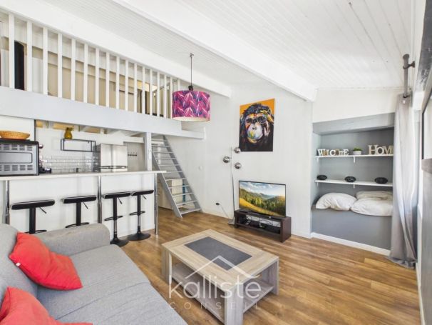 A louer STUDIO  30 M2 BORD DE MER AJACCIO