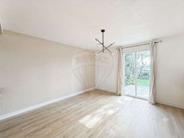 A louer MAISON  CONTEMPORAINE  NANTES