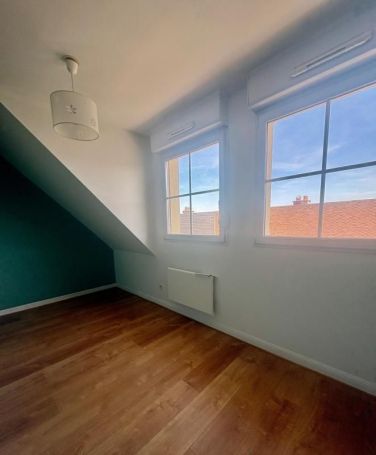 A louer APPARTEMENT DUPLEX T3 85 M2 BORD DE MER WIMEREUX