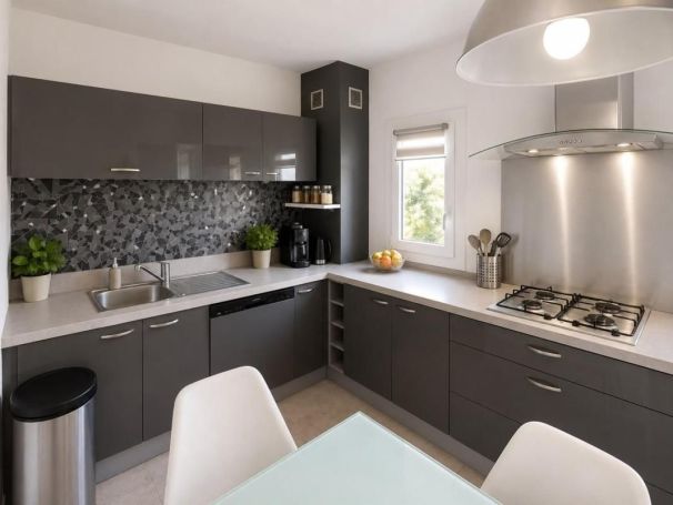A louer APPARTEMENT T4 67 M2 BORD DE MER COGOLIN