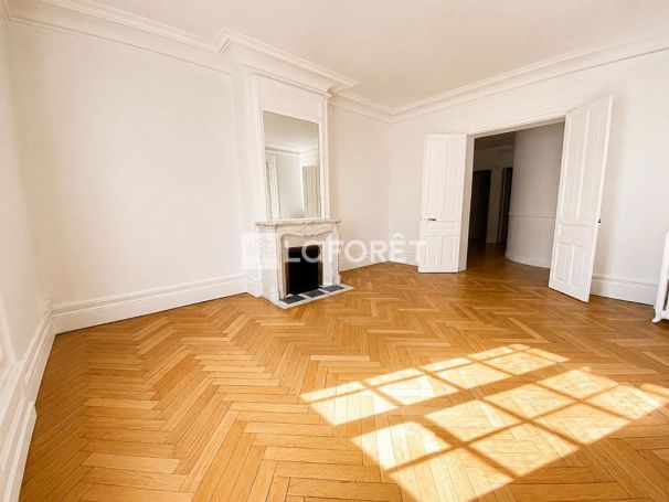 APPARTEMENT T4 127 M2 PIEDS DANS L'EAU LE HAVRE