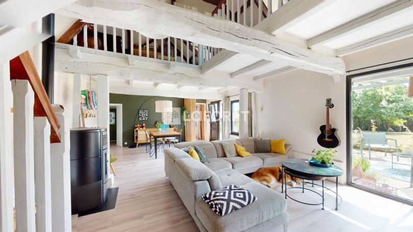 MAISON  CONTEMPORAINE  SAINT LAURENT DE BREVEDENT