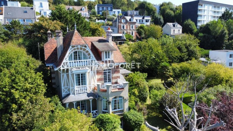 MAISON  8 PIECES 247 M2 BORD DE MER SAINTE ADRESSE
