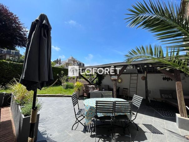MAISON  CONTEMPORAINE BORD DE MER YPORT