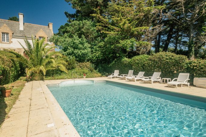 A vendre PROPRIETE de prestige 15 PIECES 360 M&sup2; TREBEURDEN