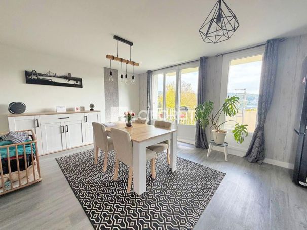 LOFT T5 103 M2  GRUCHET LE VALASSE