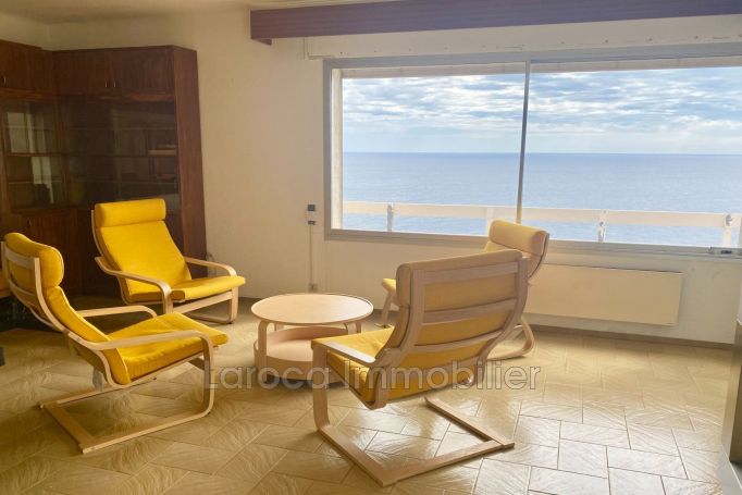 A vendre MAISON  4 PIECES 140 M2 PIEDS DANS L'EAU CERBERE
