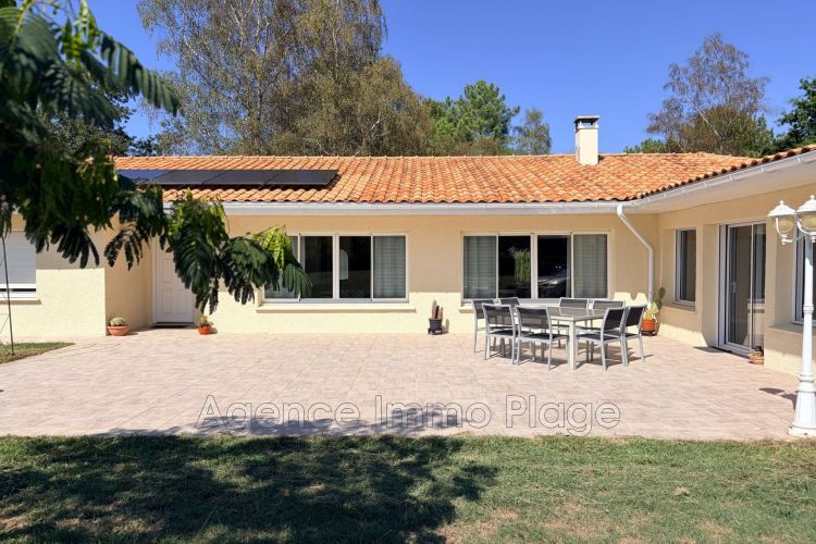 MAISON  5 PIECES 220 M2  SAINT VIVIEN DE MEDOC