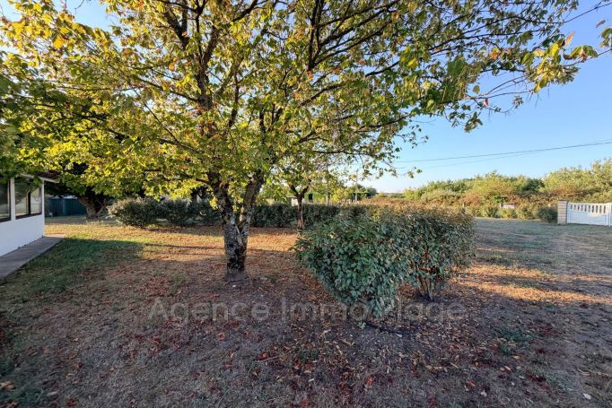 A vendre MAISON  4 PIECES 70 M2 BORD DE MER JAU DIGNAC ET LOIRAC