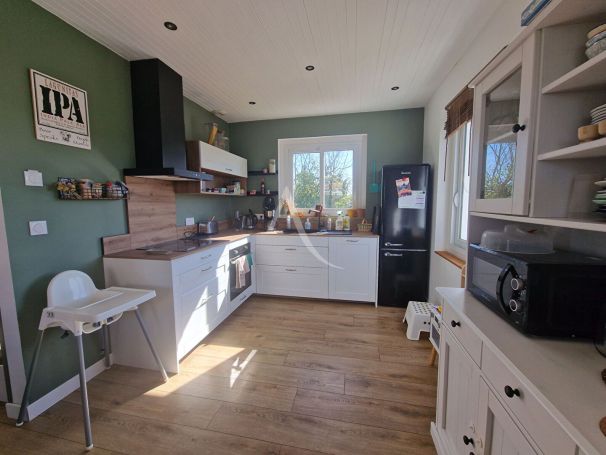 A vendre MAISON  5 PIECES 90 M2 BORD DE MER TALMONT SAINT HILAIRE