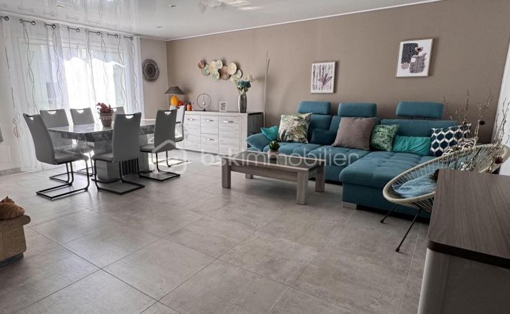 A louer MAISON  4 PIECES 90 M2  MONTBLANC