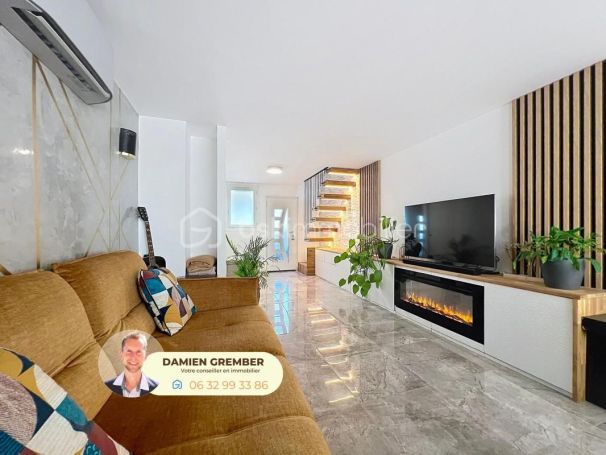A louer APPARTEMENT DUPLEX T3 60 M2 TERRASSE BORD DE MER LA GRANDE MOTTE