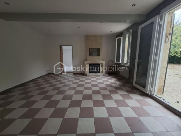 A louer MAISON  8 PIECES 182 M2  SAINT GENES DE CASTILLON