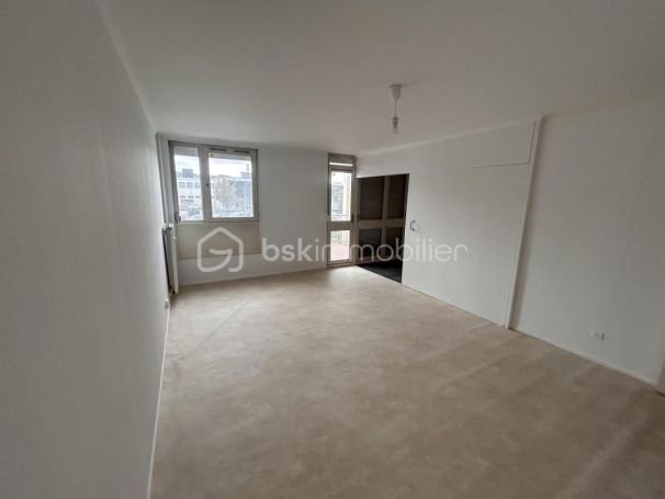 A louer APPARTEMENT T4 87 M2 BORD DE MER BOULOGNE SUR MER