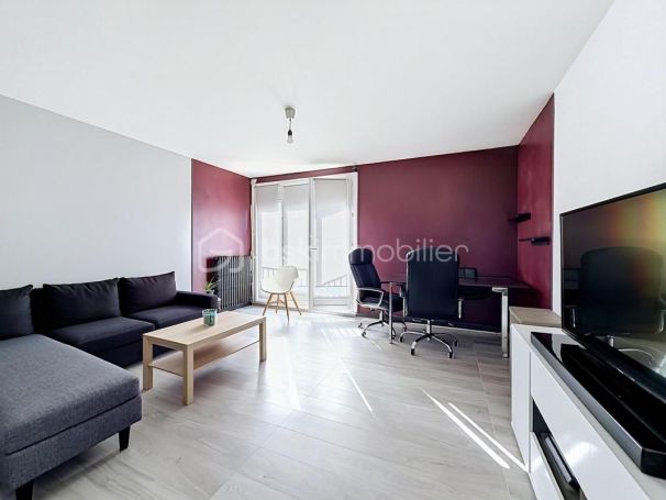 A louer APPARTEMENT T3 65 M2  CAEN