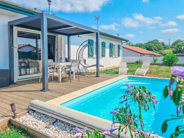 A louer MAISON  CONTEMPORAINE  BRISCOUS