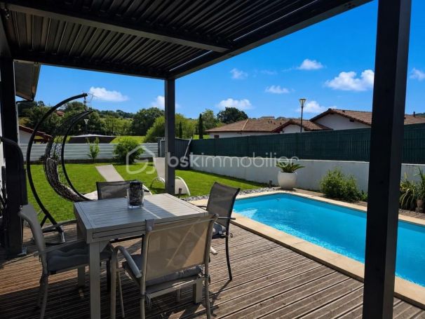 A louer MAISON  CONTEMPORAINE  BRISCOUS