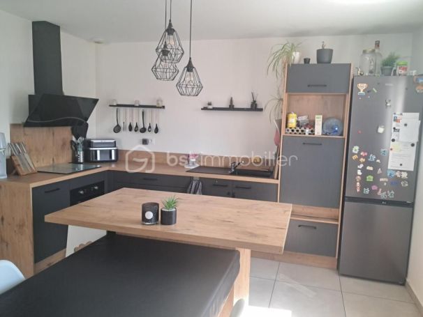 A louer MAISON  4 PIECES 90 M2  CAZOULS LES BEZIERS
