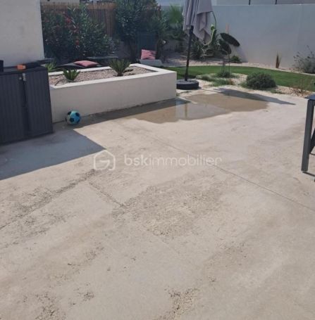 A louer MAISON  4 PIECES 90 M2  CAZOULS LES BEZIERS