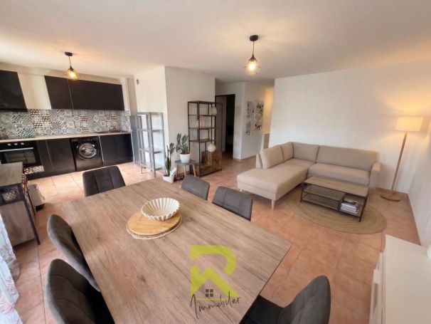 A louer APPARTEMENT T3 56 M2 TERRASSE BORD DE MER AGDE