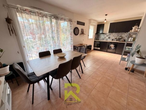 A louer APPARTEMENT T3 56 M2 TERRASSE BORD DE MER AGDE