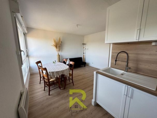A louer APPARTEMENT T3 35 M2 BORD DE MER AGDE