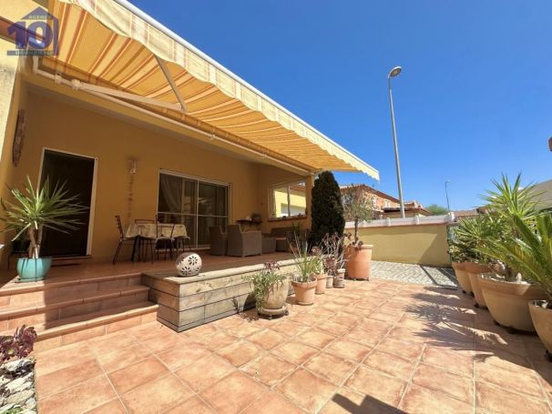 A louer MAISON  4 PIECES 94 M2 BORD DE MER VALRAS PLAGE