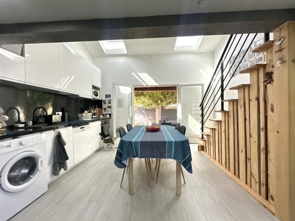 A vendre MAISON  CONTEMPORAINE BORD DE MER VALRAS PLAGE