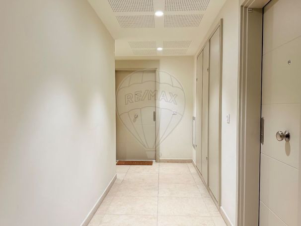 A louer APPARTEMENT NEUF T2 44 M2 TERRASSE BORD DE MER NICE