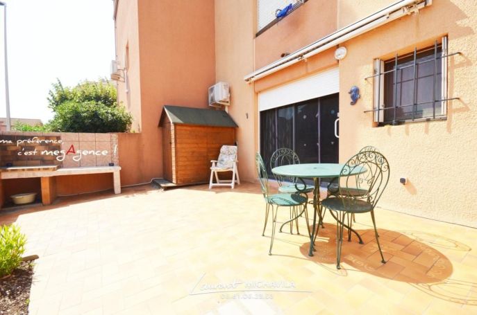 A louer APPARTEMENT T2 42 M2 PIEDS DANS L'EAU VALRAS PLAGE