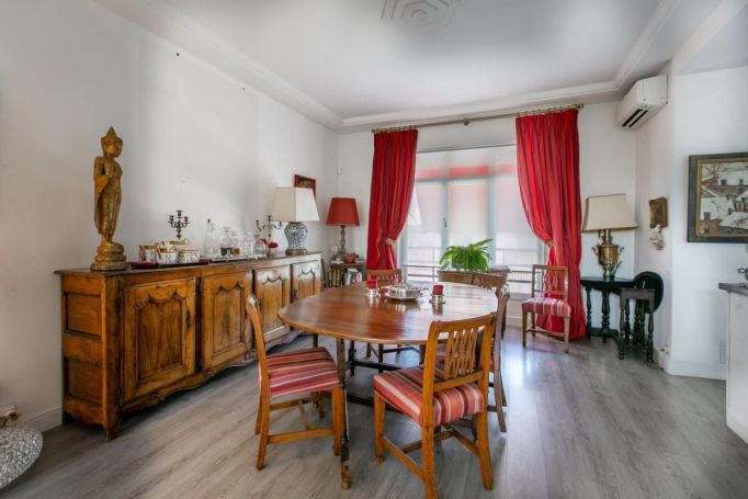 A louer APPARTEMENT T3 103 M2 TERRASSE BORD DE MER NICE