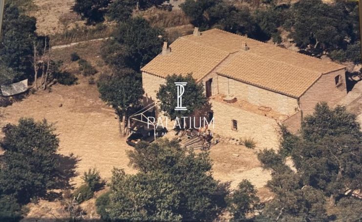 A louer MAISON  5 PIECES 116 M2 BORD DE MER SAINT TROPEZ