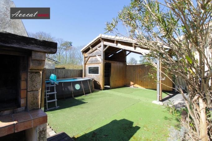 A louer MAISON  6 PIECES 130 M2 BORD DE MER LE TEICH