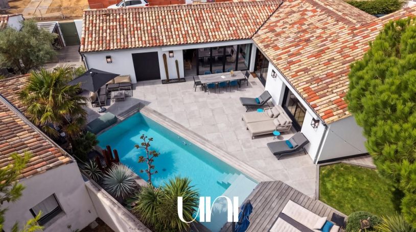 A louer MAISON  5 PIECES 277 M2 BORD DE MER LE BOIS PLAGE EN RE