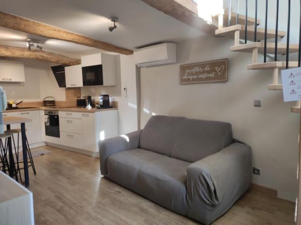 APPARTEMENT DUPLEX T3 51 M2  LORGUES