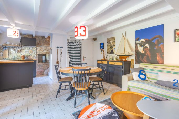 A vendre Charamants Pentys 47 m&sup2; renoves les pieds dans l'eau Loctudy