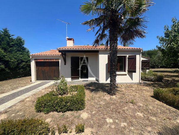 A vendre MAISON  3 PIECES 65 M2 BORD DE MER LONGEVILLE SUR MER