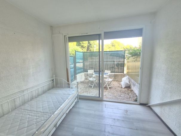 A louer APPARTEMENT NEUF T2 33 M2 BORD DE MER LA CIOTAT
