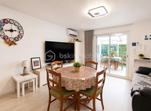 A louer MAISON  2 PIECES 40 M2 BORD DE MER TORREILLES