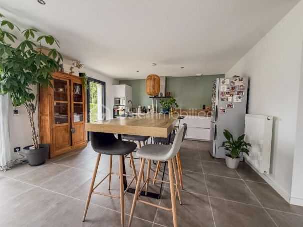A louer MAISON  CONTEMPORAINE  PONT L EVEQUE