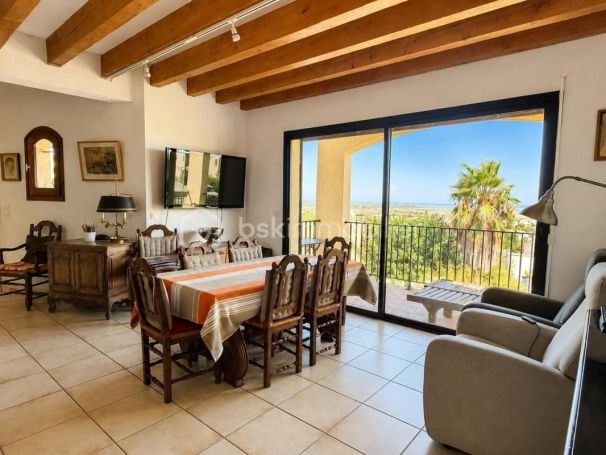 A louer MAISON  6 PIECES 151 M2 BORD DE MER FRONTIGNAN